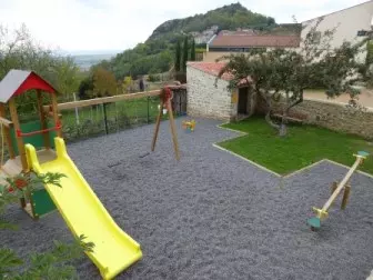 Aire de jeux &agrave; Nonette